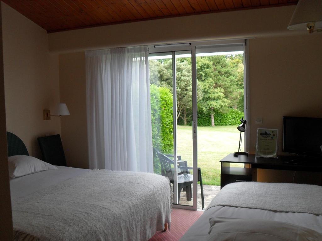 Logis Hotel Val De Vienne Le Vigeant Bilik gambar