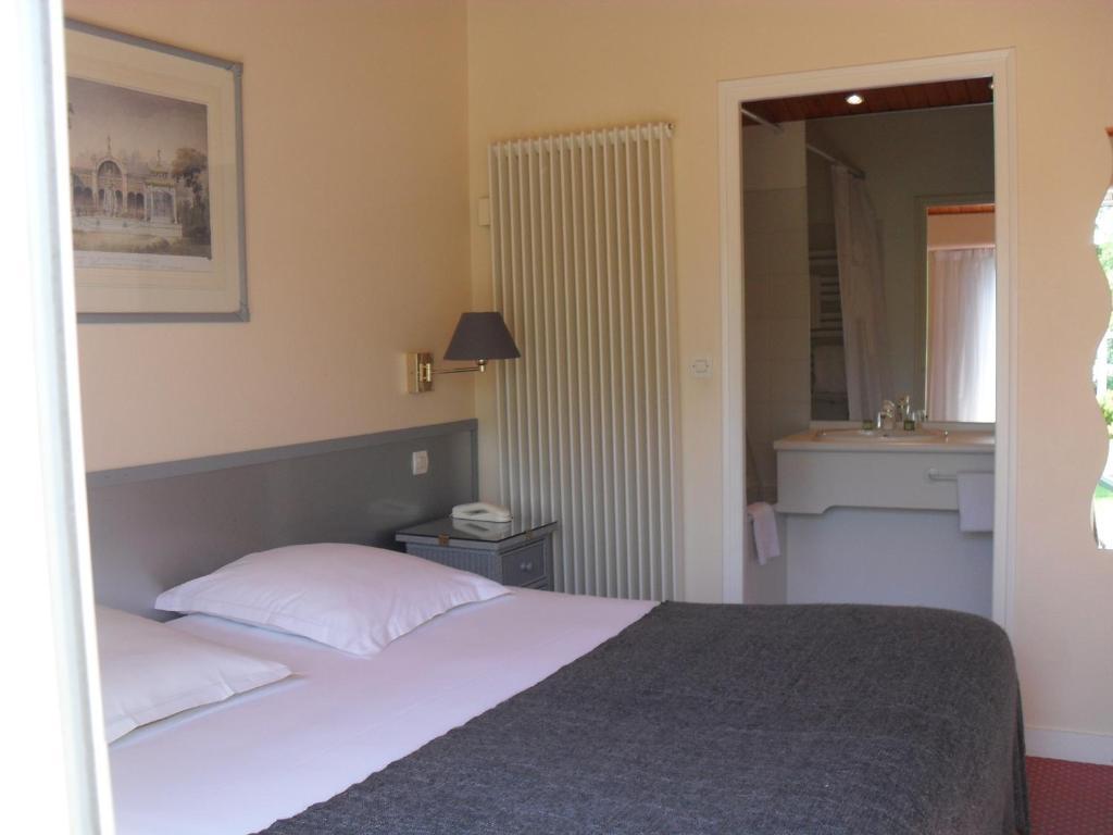 Logis Hotel Val De Vienne Le Vigeant Bilik gambar