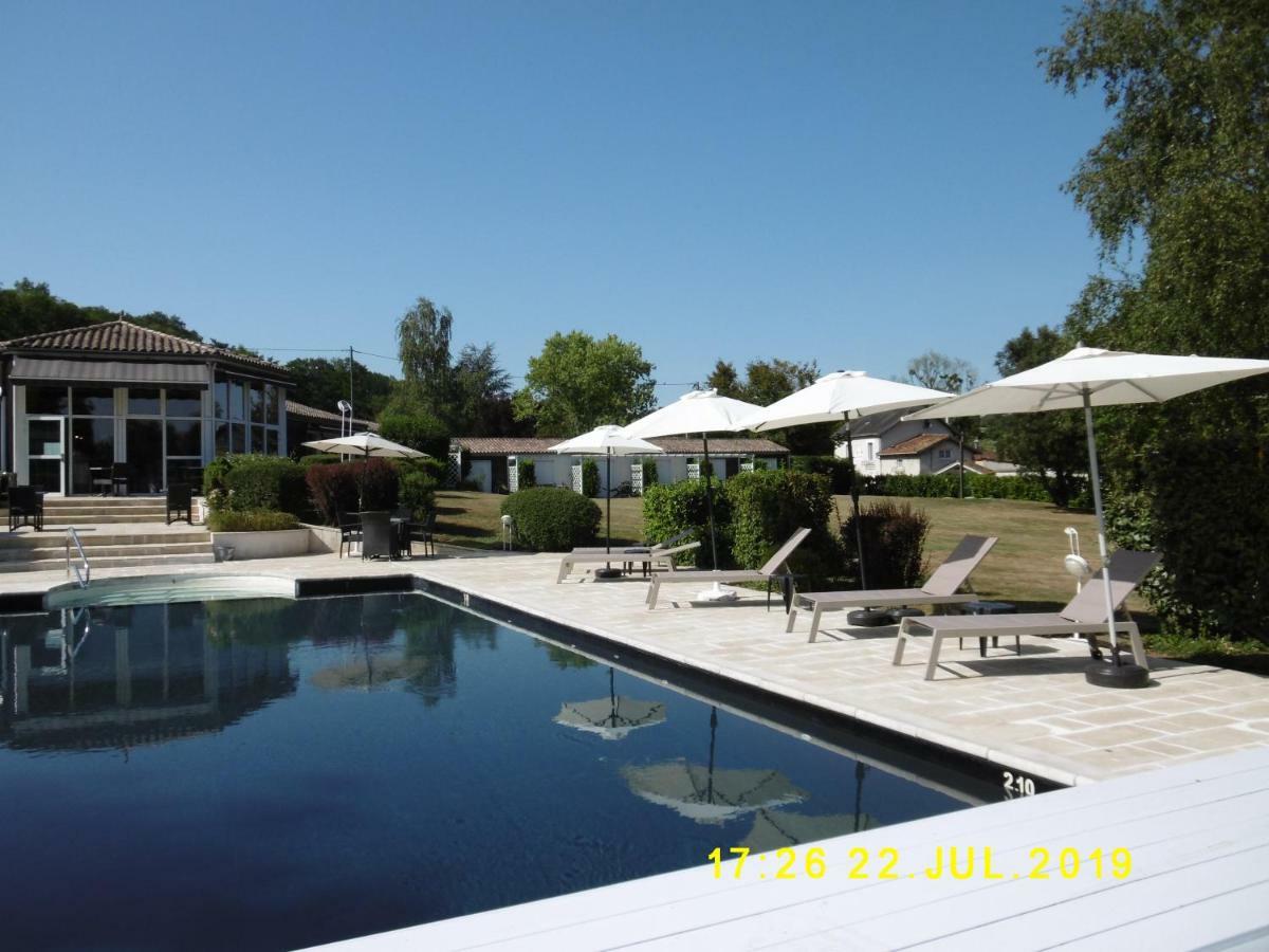 Logis Hotel Val De Vienne Le Vigeant Luaran gambar