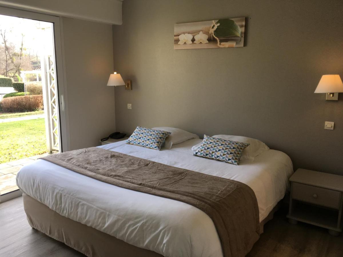 Logis Hotel Val De Vienne Le Vigeant Luaran gambar